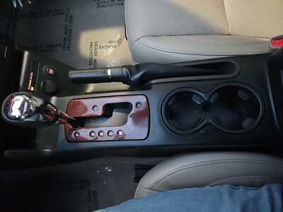 2009 Pontiac G6, $6900. Photo 12