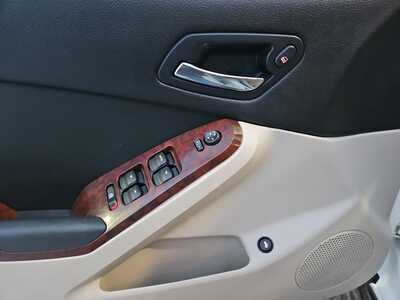 2009 Pontiac G6, $6900. Photo 8