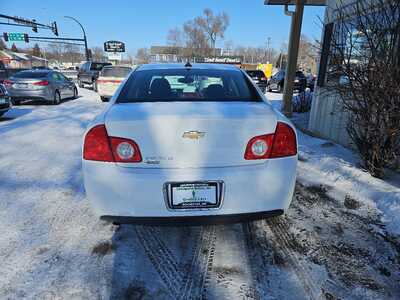 2012 Chevrolet Malibu, $5900. Photo 4