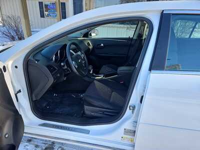 2012 Chevrolet Malibu, $5900. Photo 8