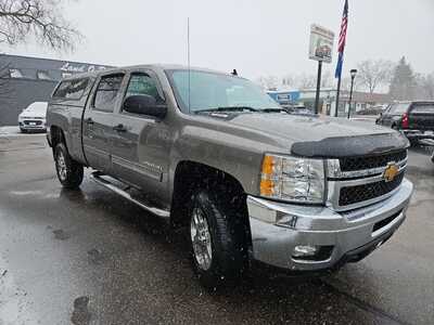 2012 Chevrolet 2500 Crew Cab, $20990. Photo 6