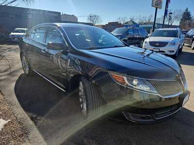 2013 Lincoln MKS, $8900. Photo 6