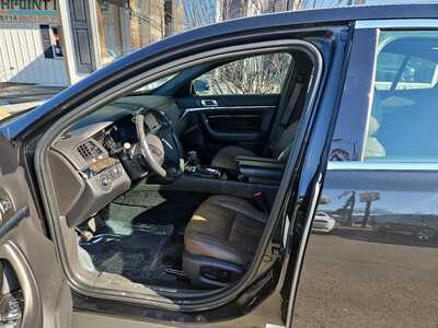 2013 Lincoln MKS, $8900. Photo 8