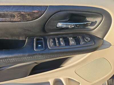 2016 Dodge Caravan, Grand, $12900. Photo 9