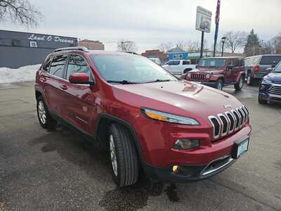 2015 Jeep Cherokee, $11900. Photo 6