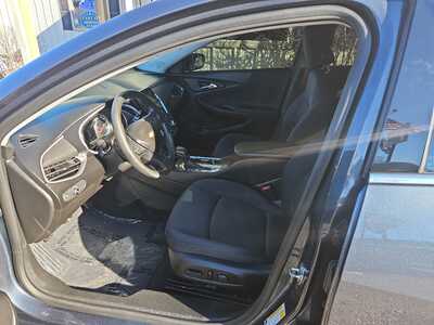 2021 Chevrolet Malibu, $15990. Photo 8