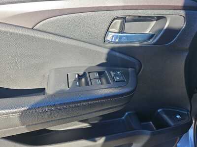 2018 Honda Ridgeline, $24990. Photo 9