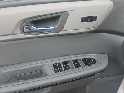 2015 Chevrolet Traverse, $13990. Photo 9