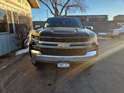 2020 Chevrolet 1500 Crew Cab, $0. Photo 2