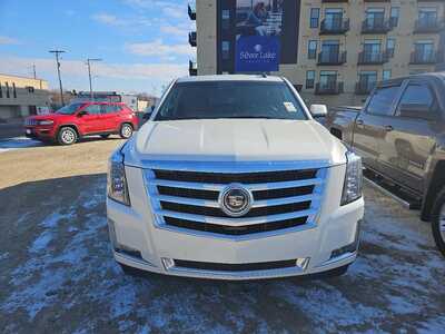 2015 Cadillac Escalade ESV, $0. Photo 2
