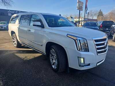 2015 Cadillac Escalade ESV, $27900. Photo 6