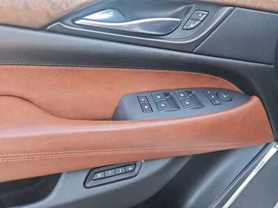 2015 Cadillac Escalade ESV, $27900. Photo 9