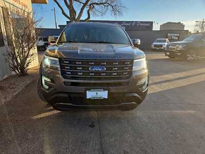2017 Ford Explorer, $0. Photo 7