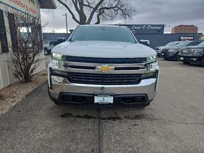 2019 Chevrolet 1500 Crew Cab, $20990. Photo 7