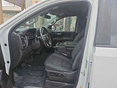 2019 Chevrolet 1500 Crew Cab, $20990. Photo 8