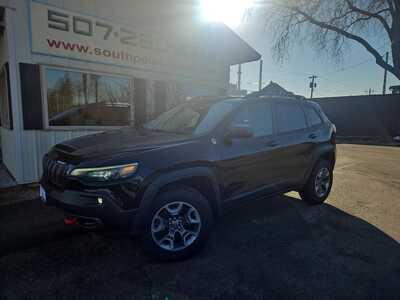 2019 Jeep Cherokee, $18990. Photo 1