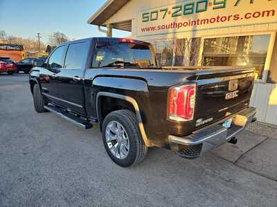 2017 GMC 1500 Crew Cab, $19990. Photo 3