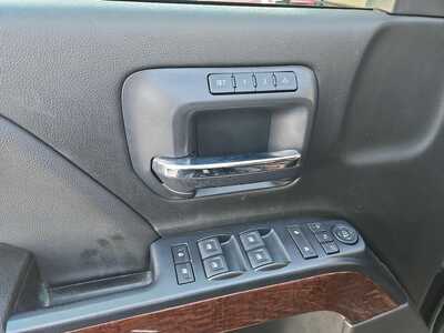 2017 GMC 1500 Crew Cab, $19990. Photo 9