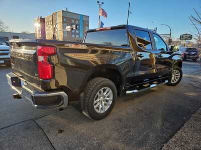 2019 Chevrolet 1500 Crew Cab, $25900. Photo 5