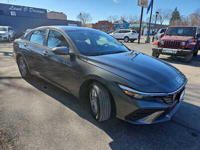 2024 Hyundai Elantra, $0. Photo 6