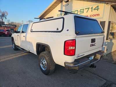 2019 GMC 2500 Crew Cab, $22990. Photo 3