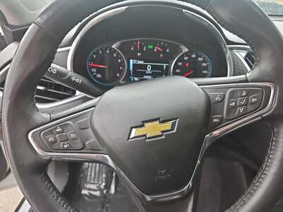 2016 Chevrolet Malibu, $12900. Photo 10