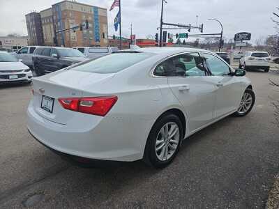 2016 Chevrolet Malibu, $12900. Photo 5