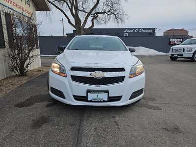 2013 Chevrolet Malibu, $8900. Photo 7