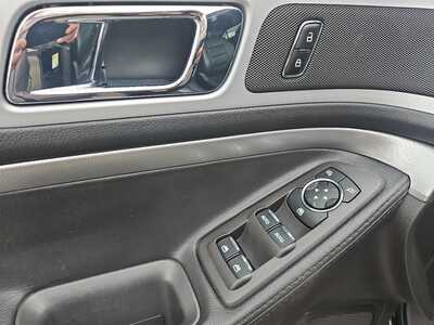 2015 Ford Explorer, $15900. Photo 9