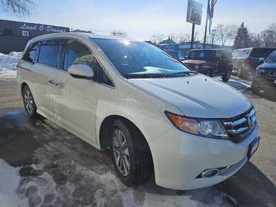 2017 Honda Odyssey, $14900. Photo 6