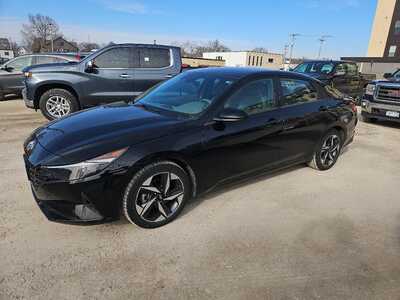 2023 Hyundai Elantra, $0. Photo 1