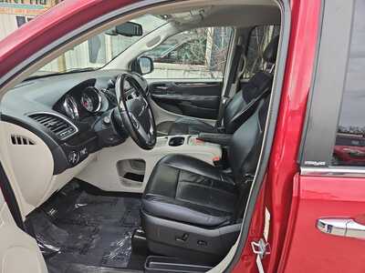 2012 Chrysler Town & Country, $0. Photo 8
