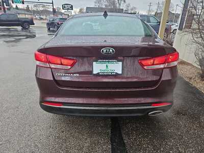 2018 Kia Optima, $0. Photo 3