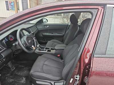 2018 Kia Optima, $0. Photo 7