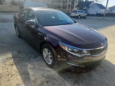 2018 Kia Optima, $0. Photo 1