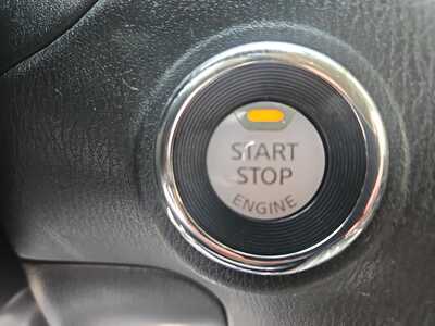 2020 Nissan Pathfinder, $11900. Photo 12