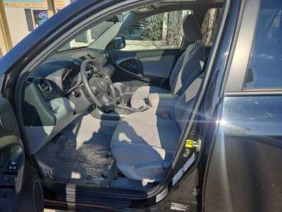 2012 Toyota RAV4, $12900. Photo 8