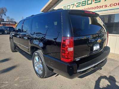 2014 Chevrolet Suburban, $16900. Photo 3