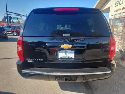2014 Chevrolet Suburban, $16900. Photo 4