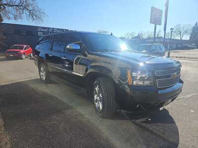 2014 Chevrolet Suburban, $16900. Photo 6