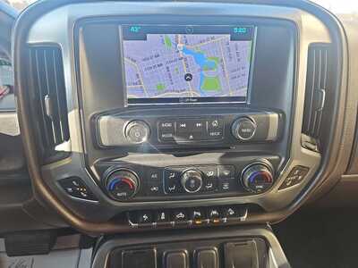 2017 Chevrolet 1500 Crew Cab, $13900. Photo 12