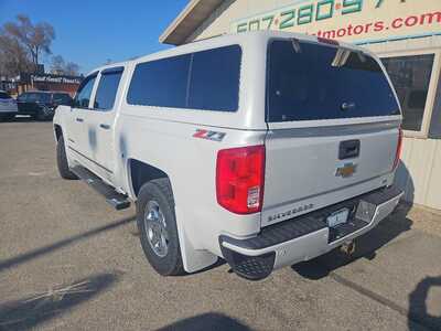 2017 Chevrolet 1500 Crew Cab, $13900. Photo 3