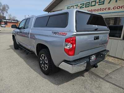 2019 Toyota Tundra Crew Cab, $36900. Photo 3