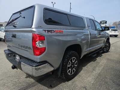 2019 Toyota Tundra Crew Cab, $36900. Photo 5