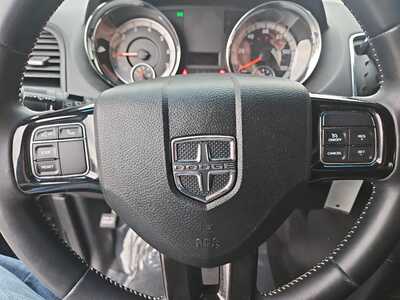 2016 Dodge Grand Caravan, $0. Photo 10