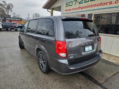 2016 Dodge Grand Caravan, $0. Photo 3
