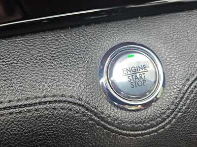 2020 Lincoln Navigator, $39990. Photo 12
