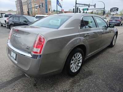 2014 Chrysler 300, $9900. Photo 5