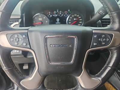 2017 GMC Yukon, $27900. Photo 10
