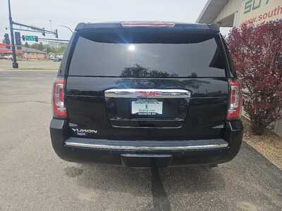 2017 GMC Yukon, $27900. Photo 4